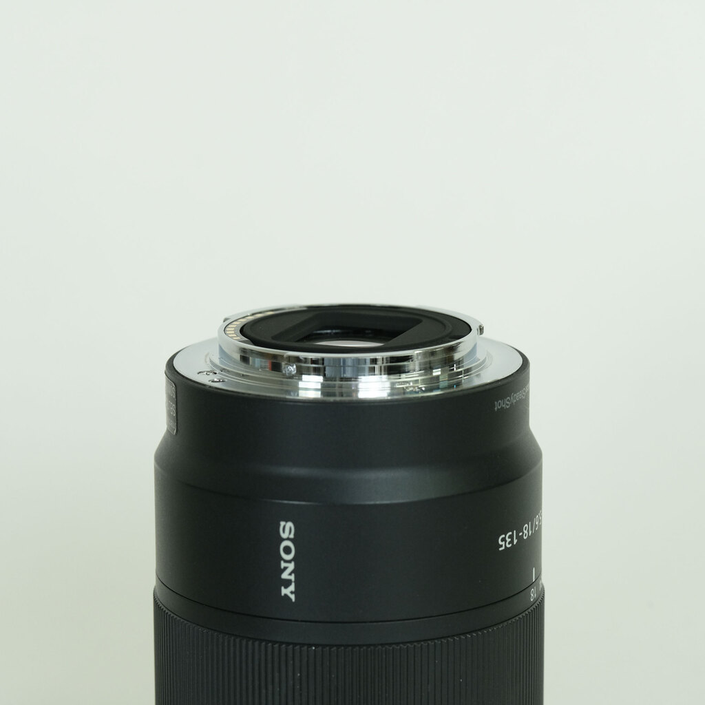 SONY E 18-135mm F3.5-5.6 OSS SEL18135