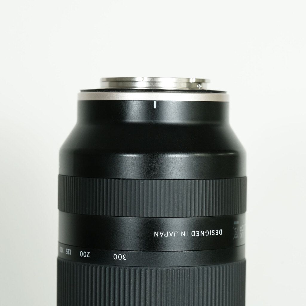TAMRON 70-300mm F/4.5-6.3 Di III RXD (Model A047) [ソニーE用]