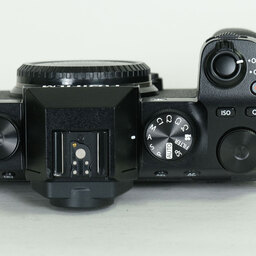 FUJIFILM X-S10