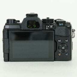 OLYMPUS OM-D E-M5 Mark III