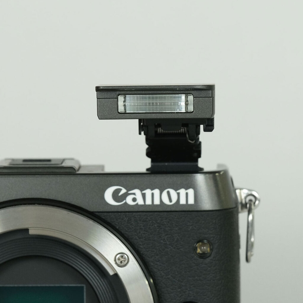 Canon EOS M6 Canon EOS M6