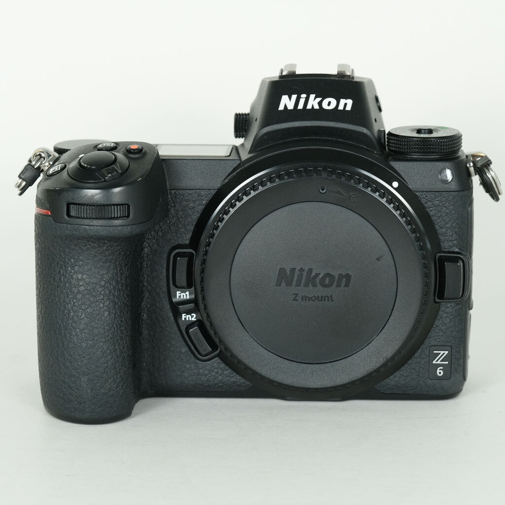 Nikon Z6 [�{�f�B]