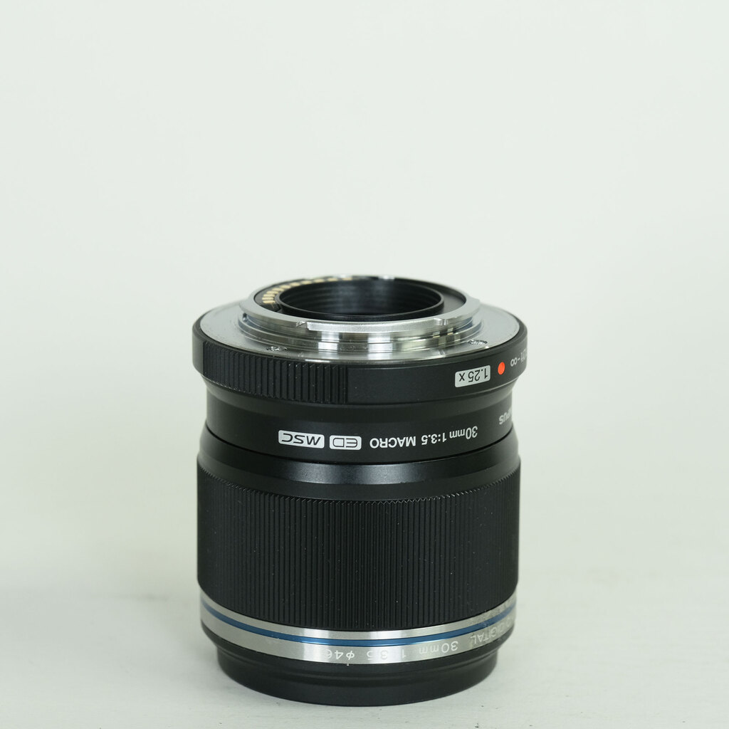 OLYMPUS M.ZUIKO DIGITAL ED 30mm F3.5 Macro