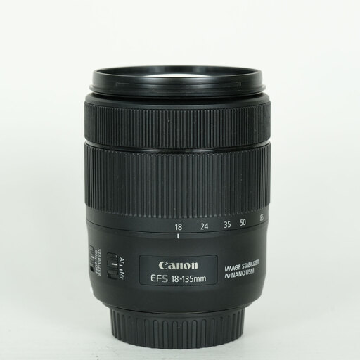 Canon EF-S18-135mm F3.5-5.6 IS USMを徹底解説。作例からレビューまで