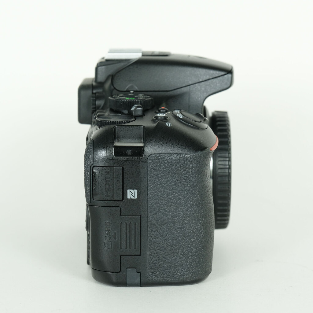 Nikon D5600 Nikon D5600