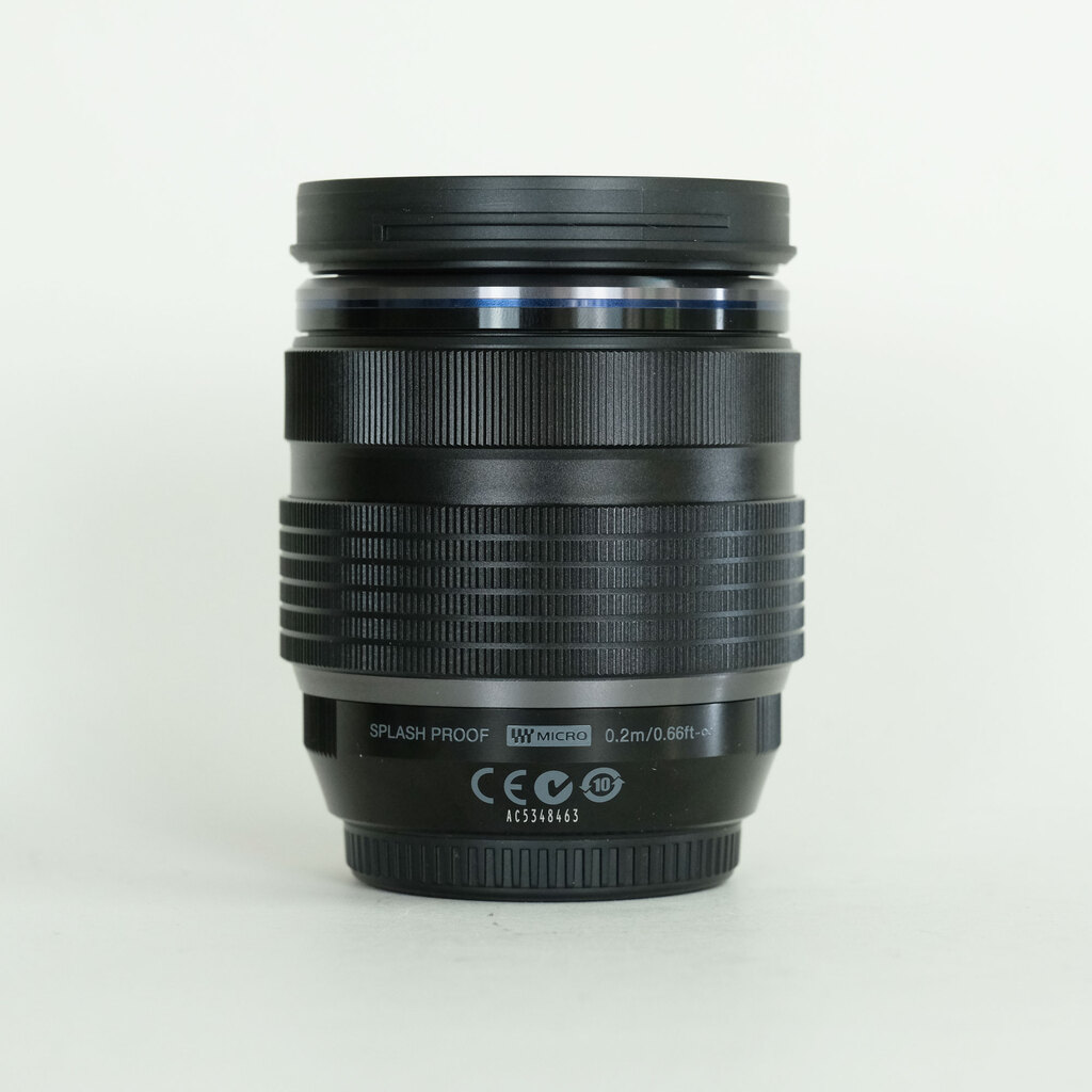 OLYMPUS M.ZUIKO DIGITAL ED 12-40mm F2.8 PRO OLYMPUS M.ZUIKO DIGITAL ED 12-40mm F2.8 PRO