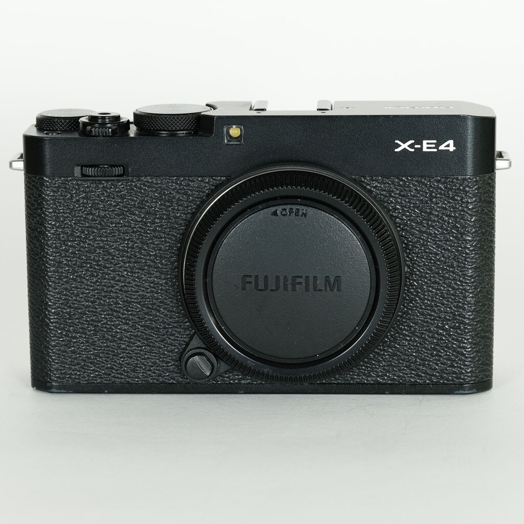 FUJIFILM X-E4 FUJIFILM X-E4