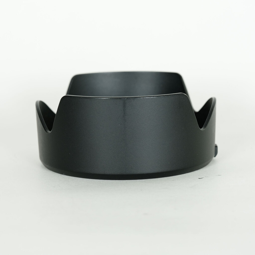 Canon EF-S18-135mm F3.5-5.6 IS USM