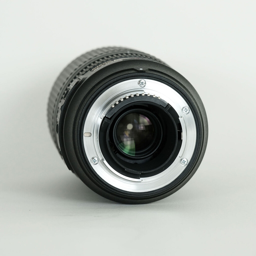 Nikon AF-S VR Zoom-Nikkor 70-300mm F4.5-5.6G IF-ED