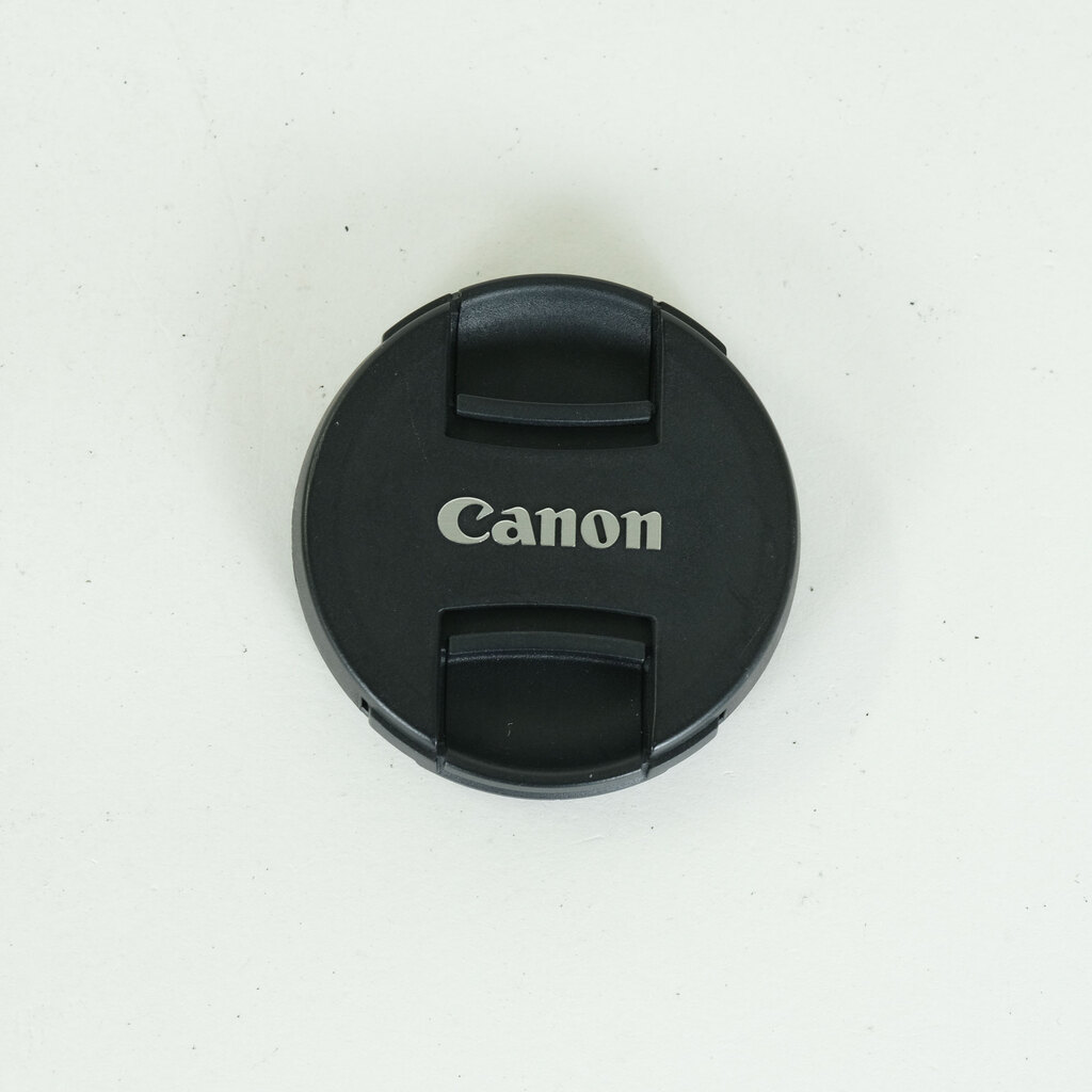 Canon RF35mm F1.8 MACRO IS STM