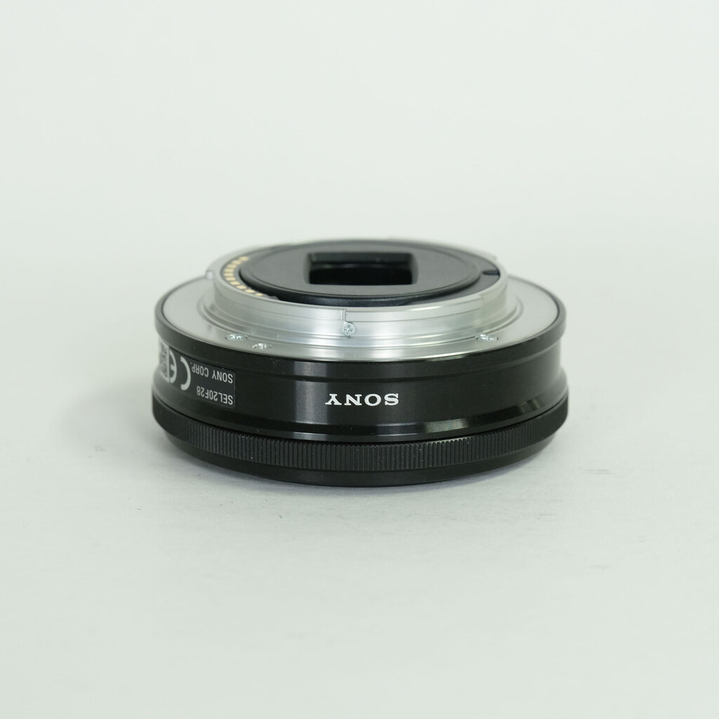 SONY E 20mm F2.8 SEL20F28