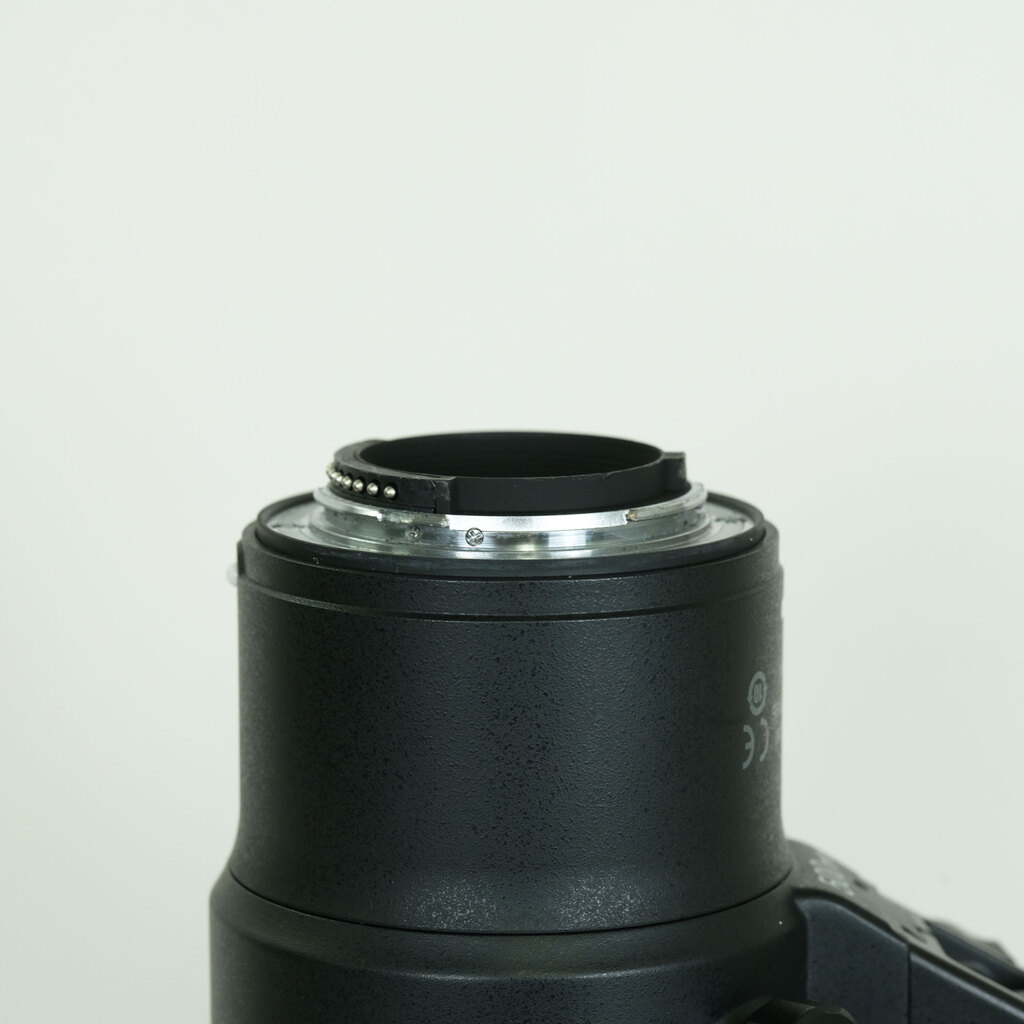 Nikon AF-S NIKKOR 500mm f/5.6E PF ED VR