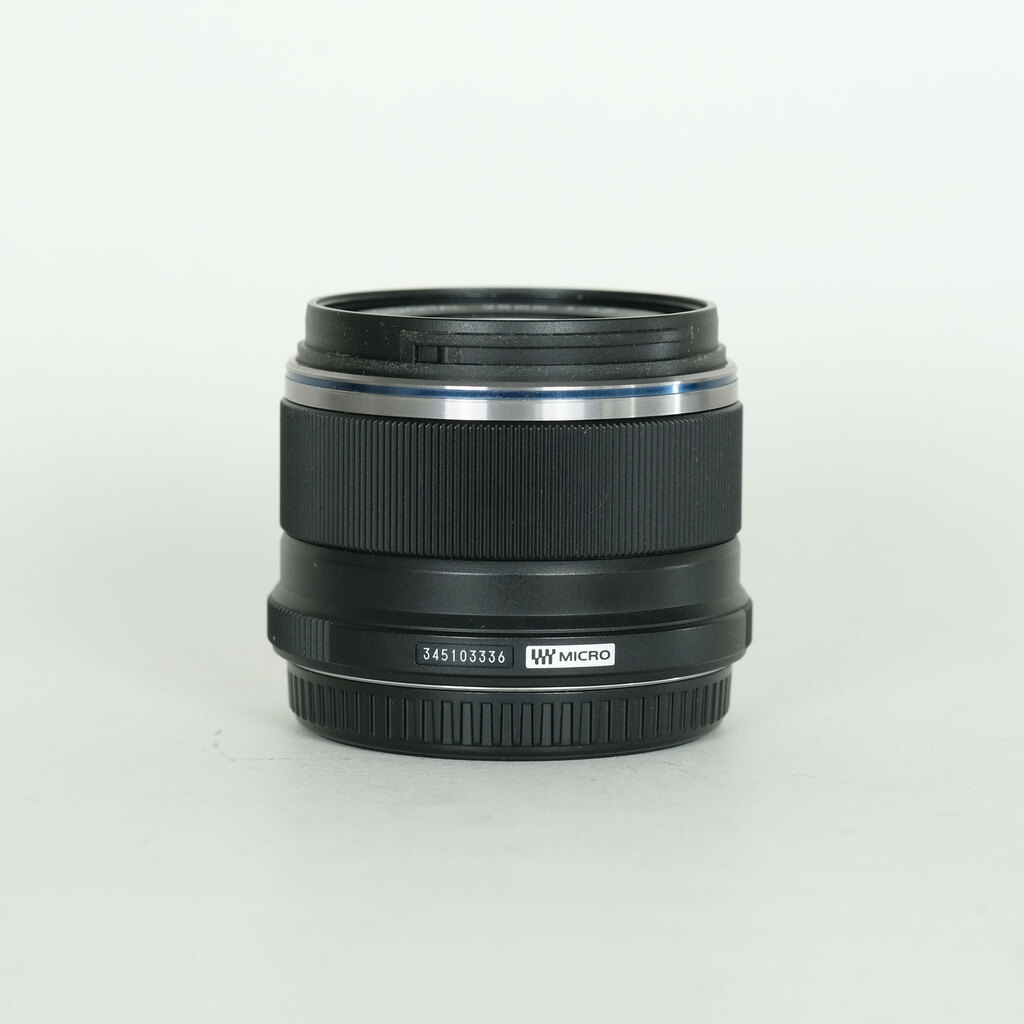 OLYMPUS M.ZUIKO DIGITAL 25mm F1.8 OLYMPUS M.ZUIKO DIGITAL 25mm F1.8