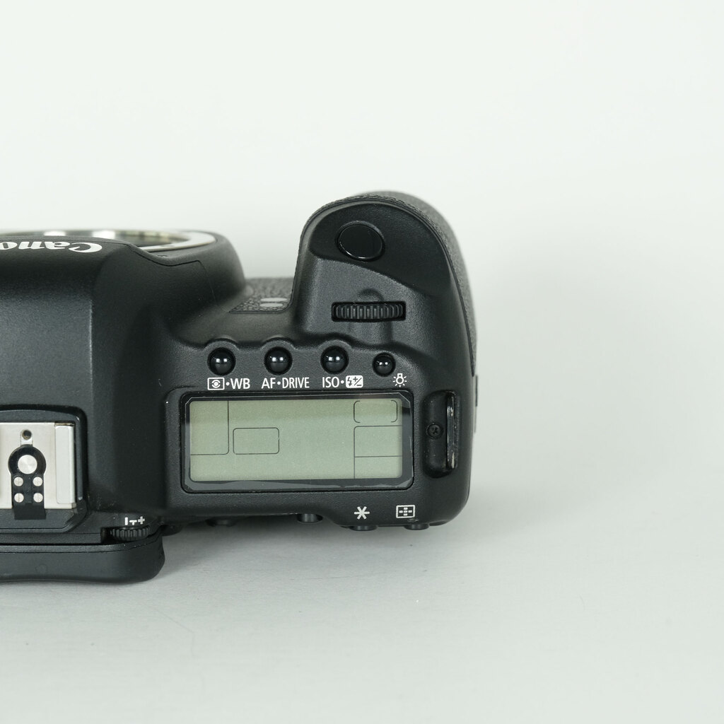 Canon EOS 5D MarkII ボディの出品 | ONE SCENE（ワンシーン）