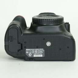 Nikon D5200 ボディ ブラック
