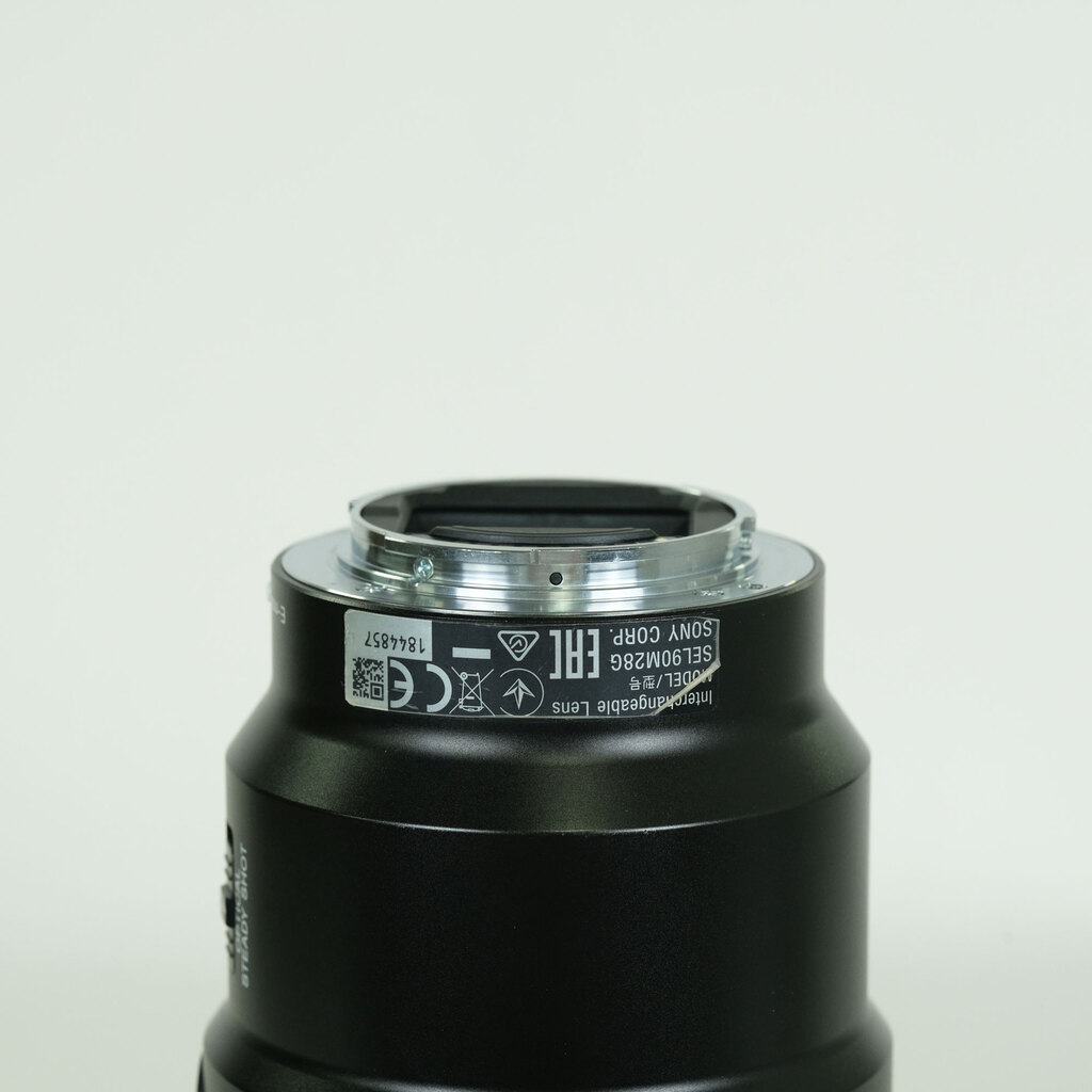 SONY FE 90mm F2.8 Macro G OSS SEL90M28G SONY FE 90mm F2.8 Macro G OSS SEL90M28G