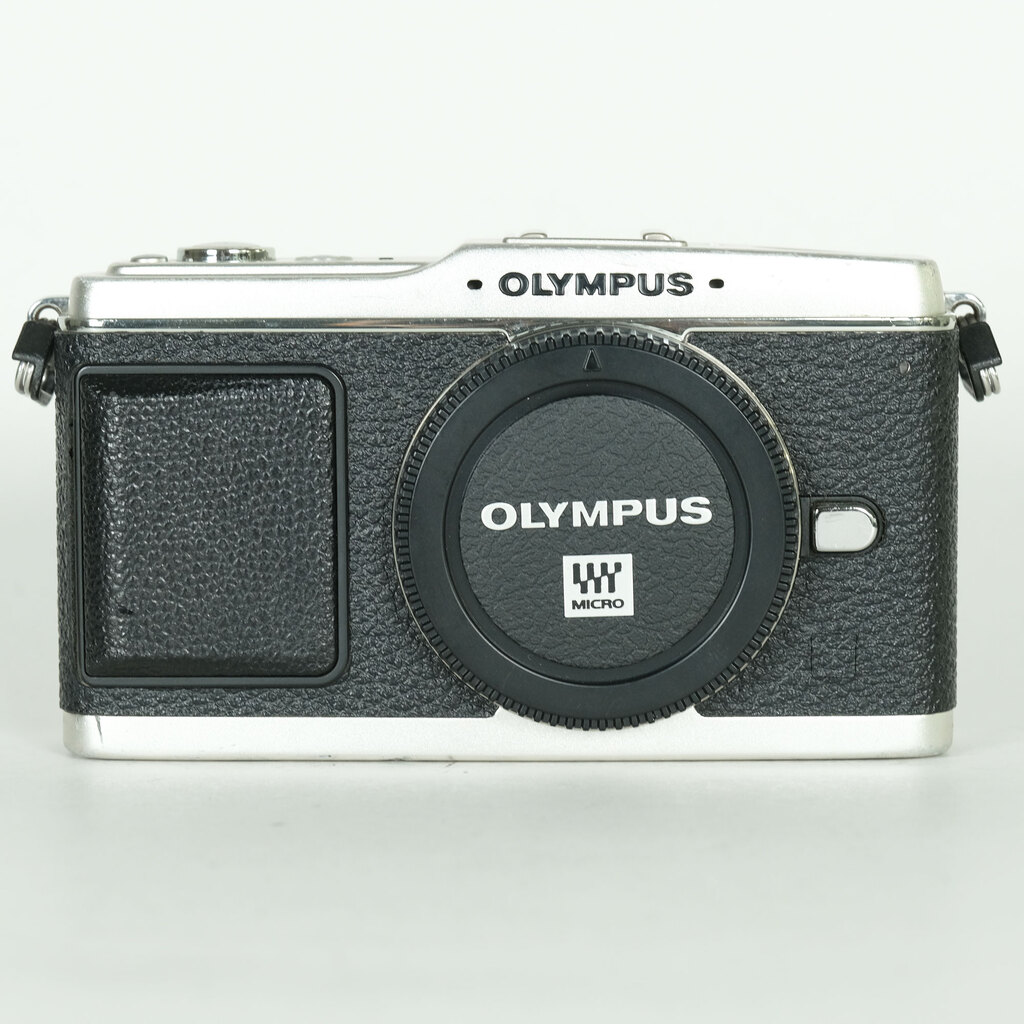 OLYMPUS PEN E-P1 ボディ シルバー