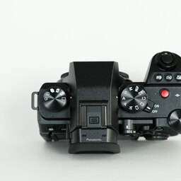 Panasonic LUMIX S5II DC-S5M2