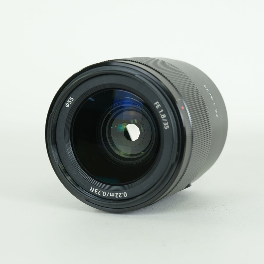 SONY FE 35mm F1.8 SEL35F18F SONY FE 35mm F1.8 SEL35F18F