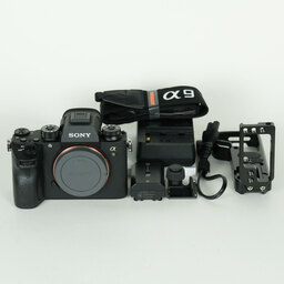 SONY α9(ILCE-9) SONY α9(ILCE-9)