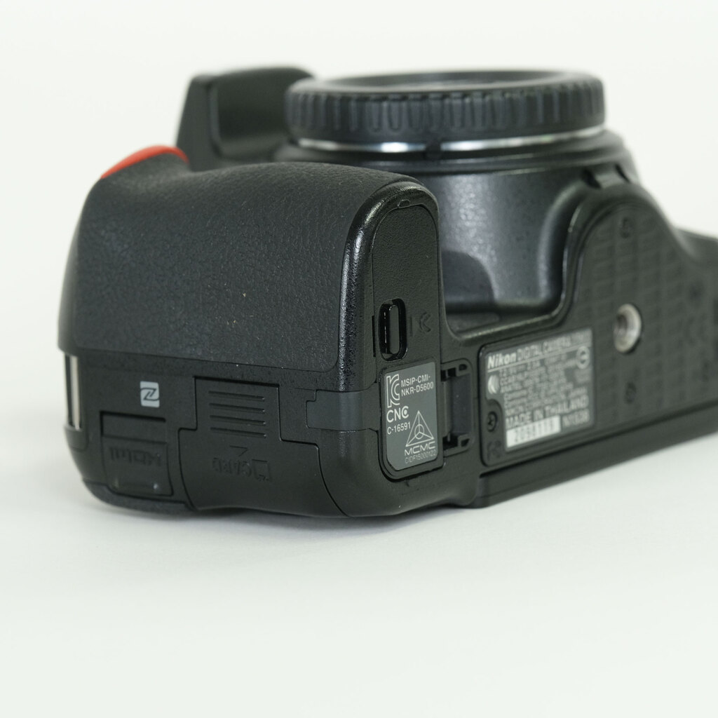 Nikon D5600