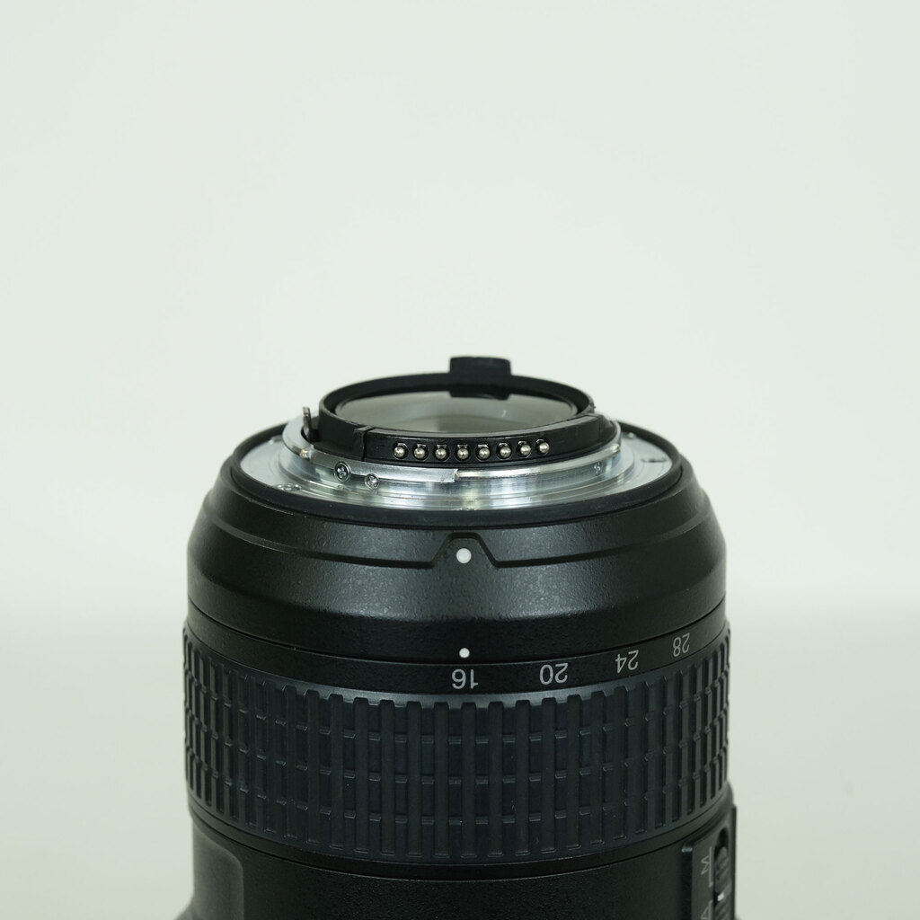 Nikon AF-S NIKKOR 16-35mm F4 G ED VR