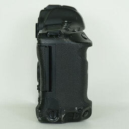 Canon EOS-1D X Mark II