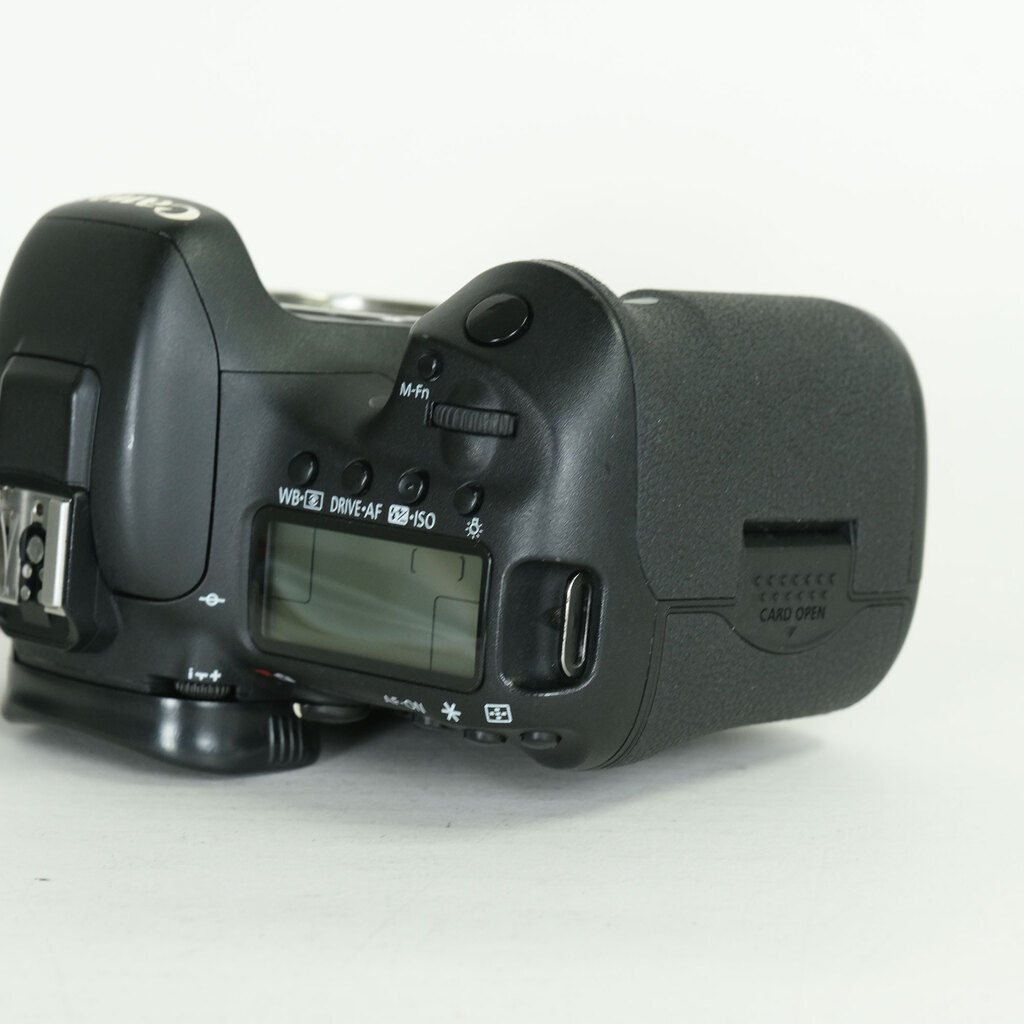 Canon EOS 7D Mark II