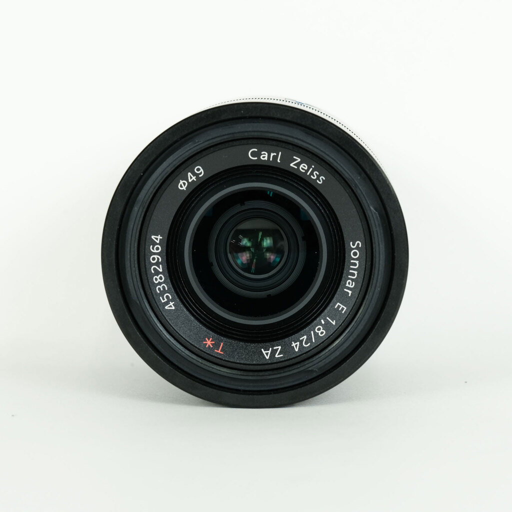 SONY Sonnar T* E 24mm F1.8 ZA SEL24F18Z