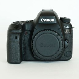 Canon EOS 6D Mark II