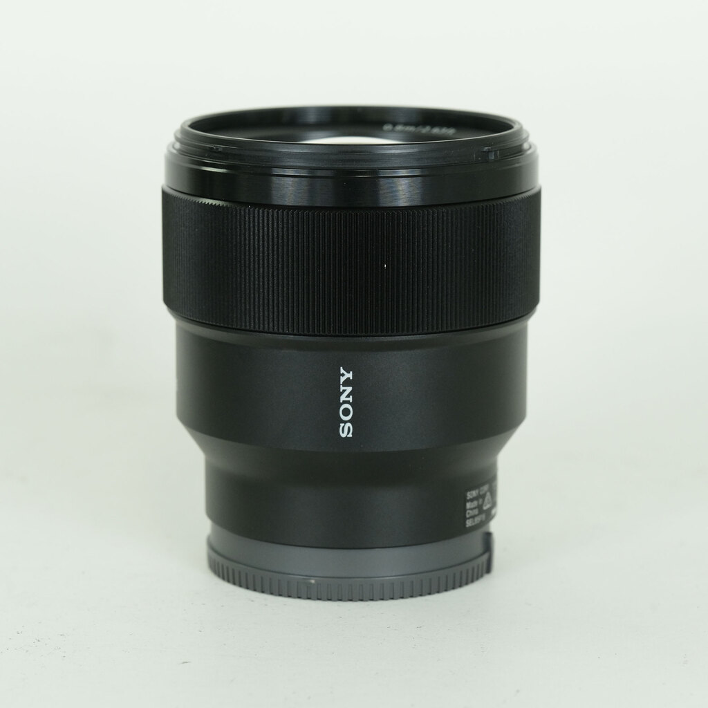 SONY FE 85mm F1.8 SEL85F18