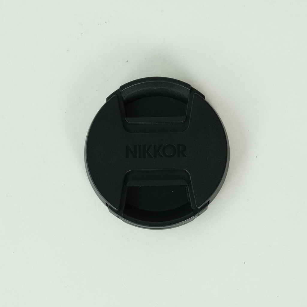 Nikon NIKKOR Z 40mm f/2 Nikon NIKKOR Z 40mm f/2