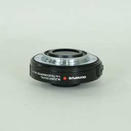 OLYMPUS M.ZUIKO DIGITAL ED 40-150mm F2.8 PROテレコンバーターキット