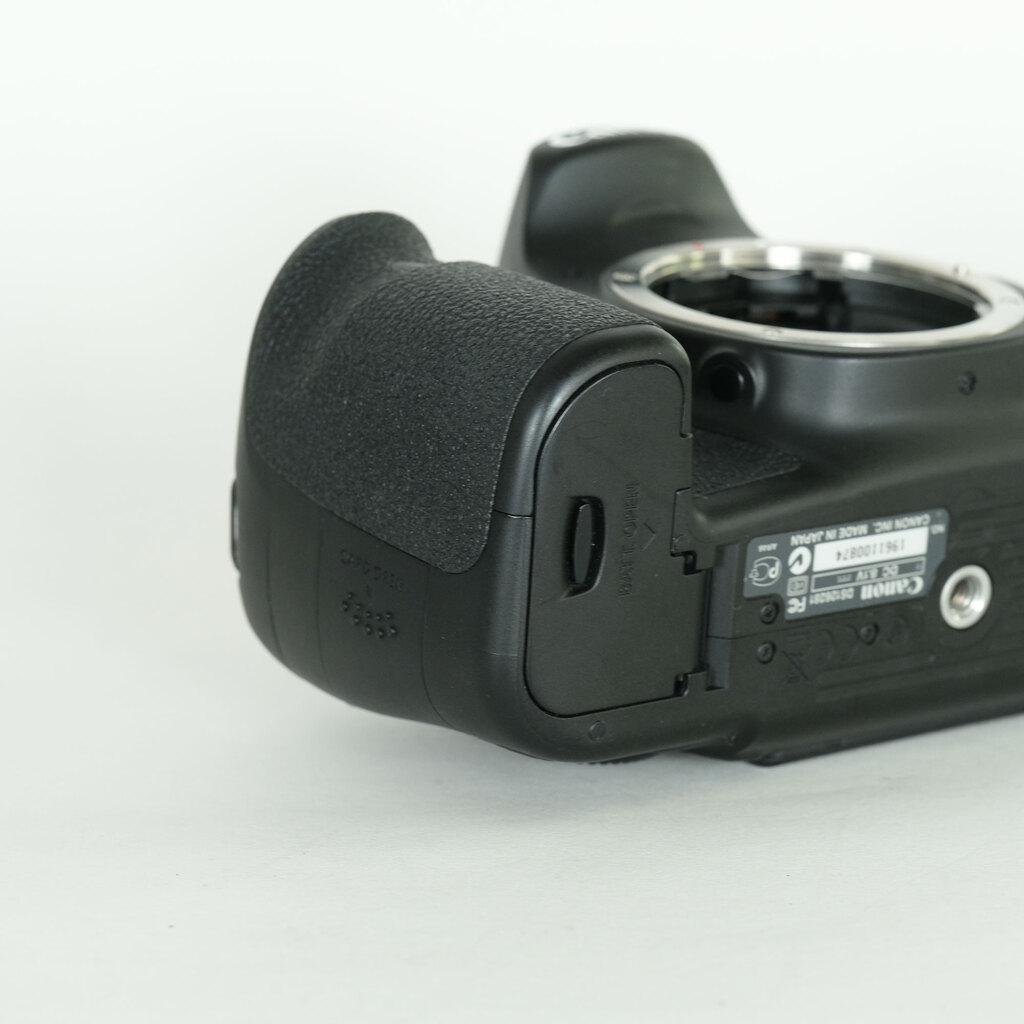 Canon EOS 60D ボディ