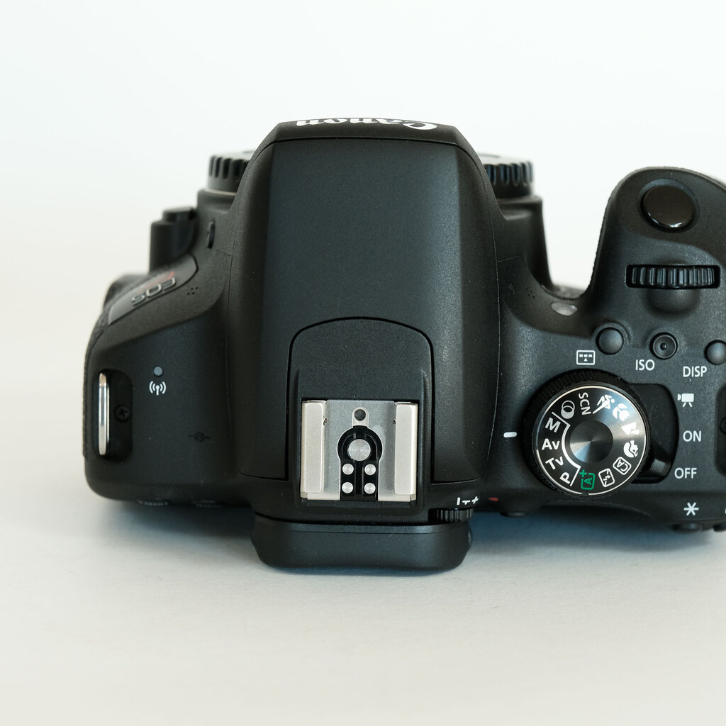 Canon EOS Kiss X9i