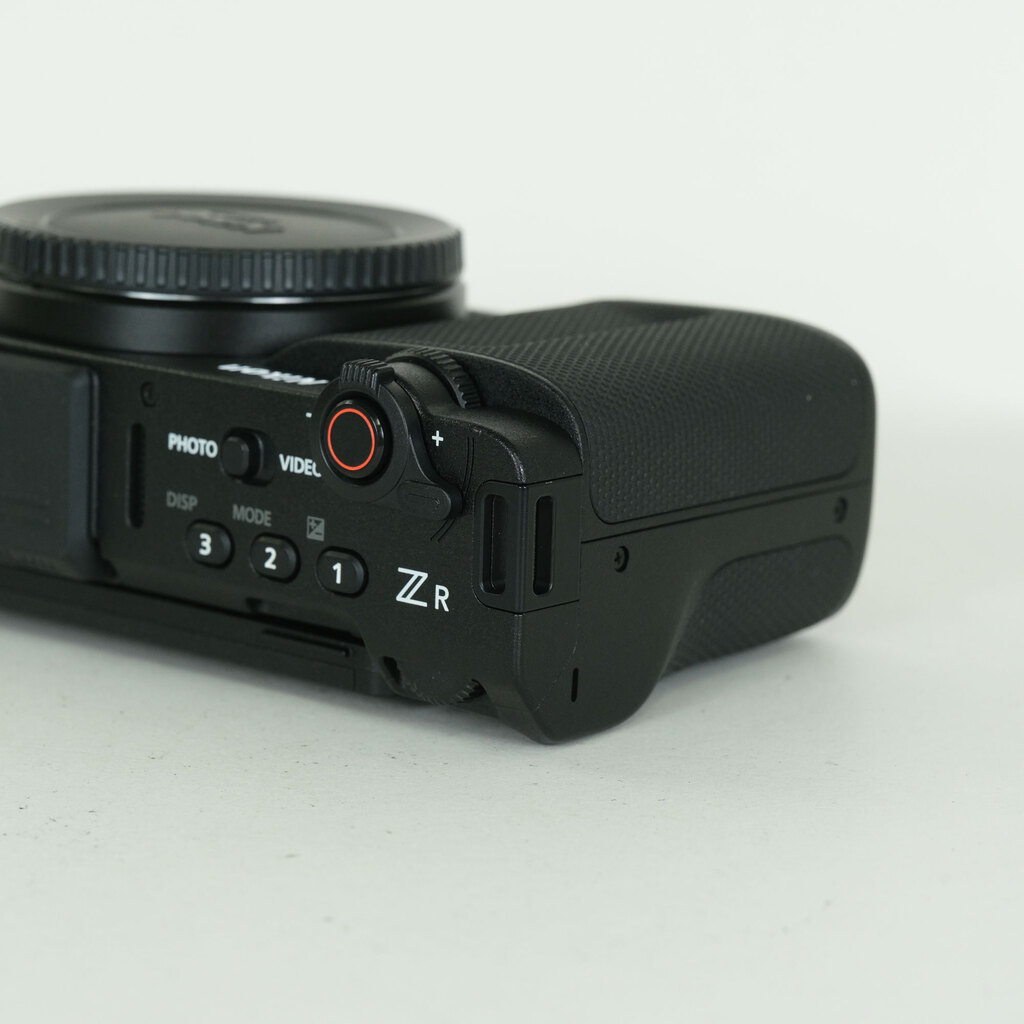 Nikon ZR