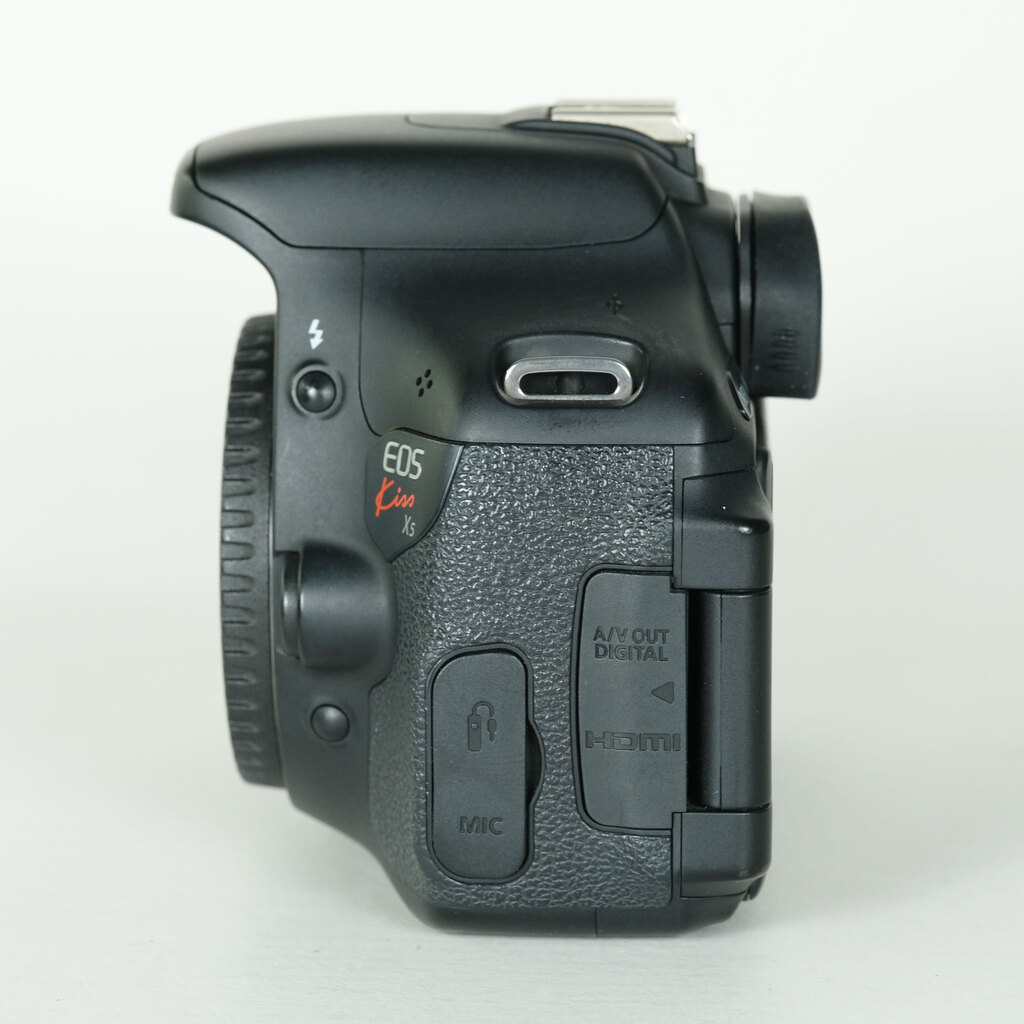 Canon EOS Kiss X5 ボディ