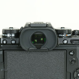 FUJIFILM X-T4