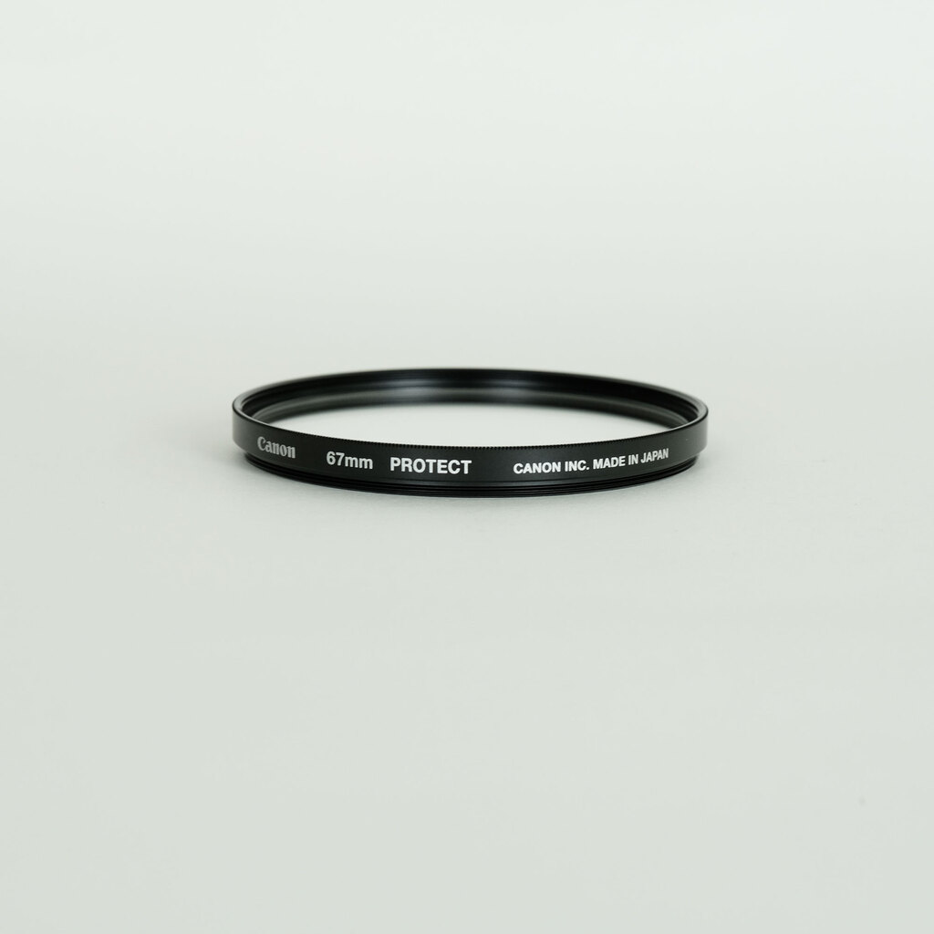 Canon EF-S18-135mm F3.5-5.6 IS USM