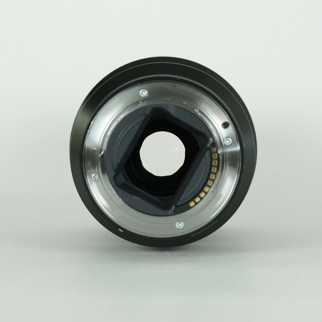 SONY FE 90mm F2.8 Macro G OSS SEL90M28G
