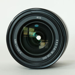SONY E 18-135mm F3.5-5.6 OSS SEL18135