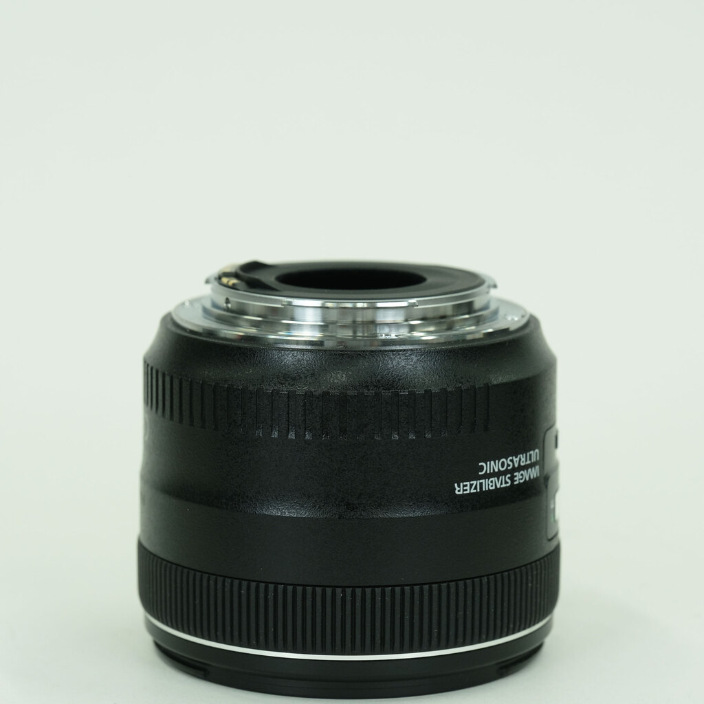 Canon EF35mm F2 IS USM Canon EF35mm F2 IS USM
