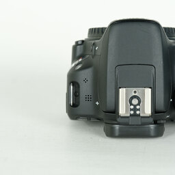 Canon EOS Kiss X7