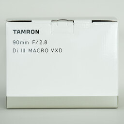 TAMRON 90mm F/2.8 Di III MACRO VXD [ソニーE用]