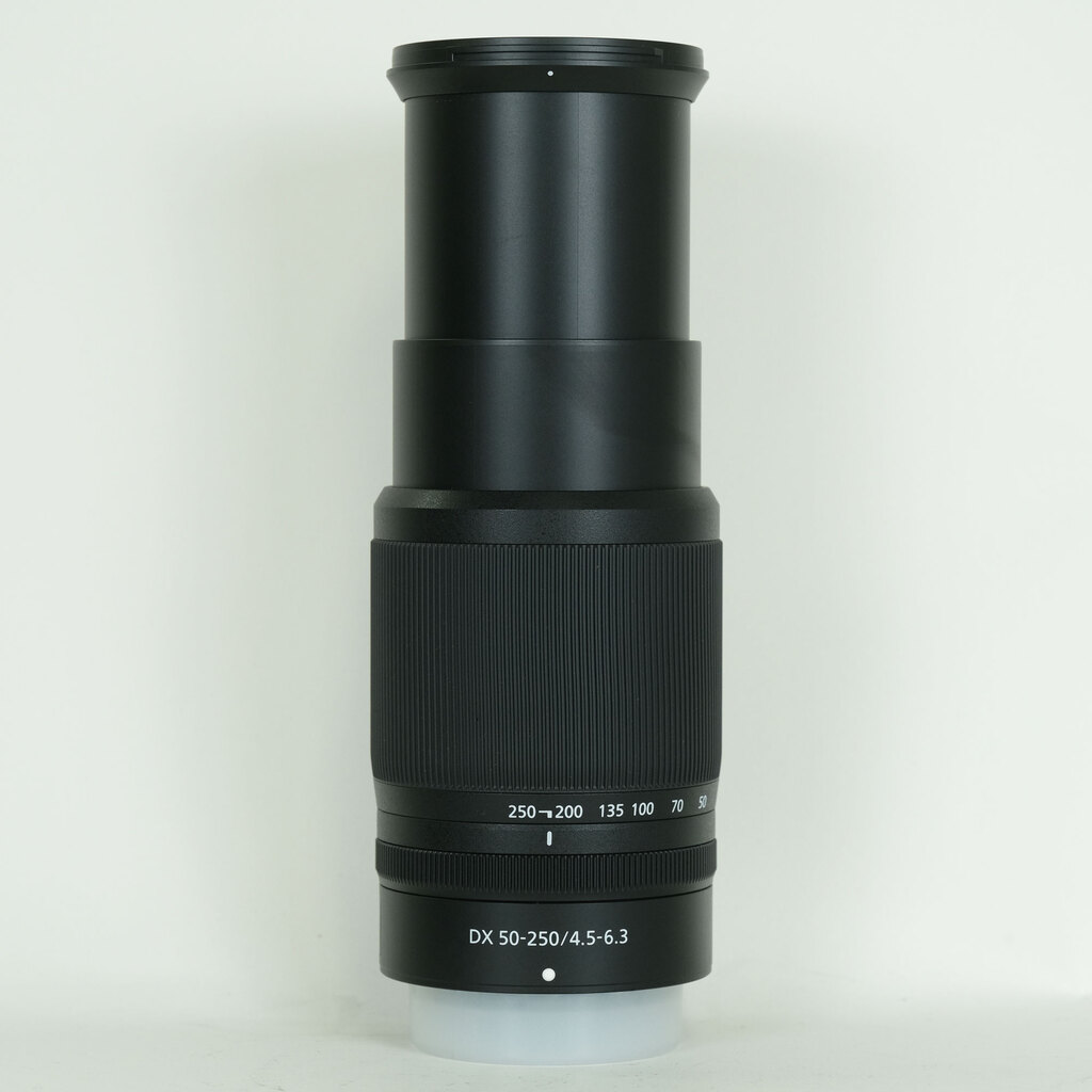 Nikon NIKKOR Z DX 50-250mm f/4.5-6.3 VR Nikon NIKKOR Z DX 50-250mm f/4.5-6.3 VR