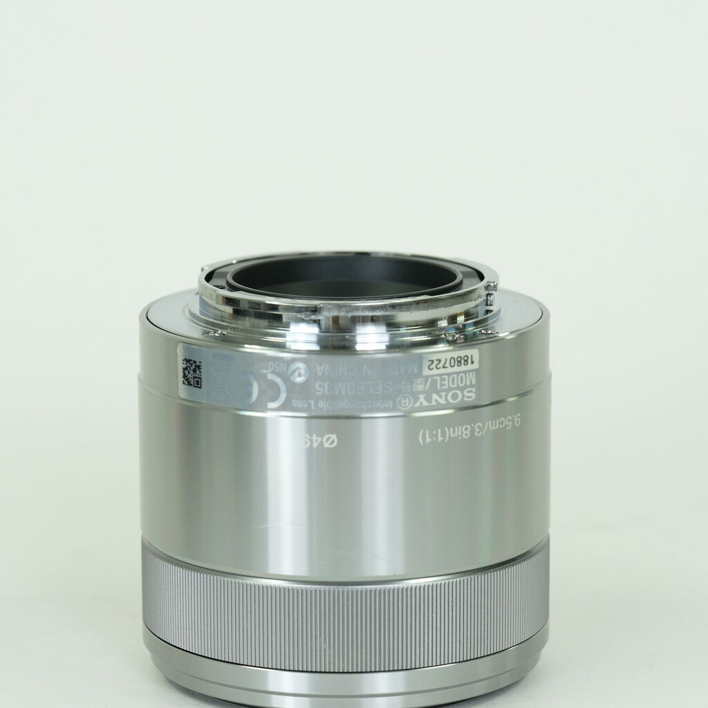 SONY E 30mm F3.5 Macro SEL30M35
