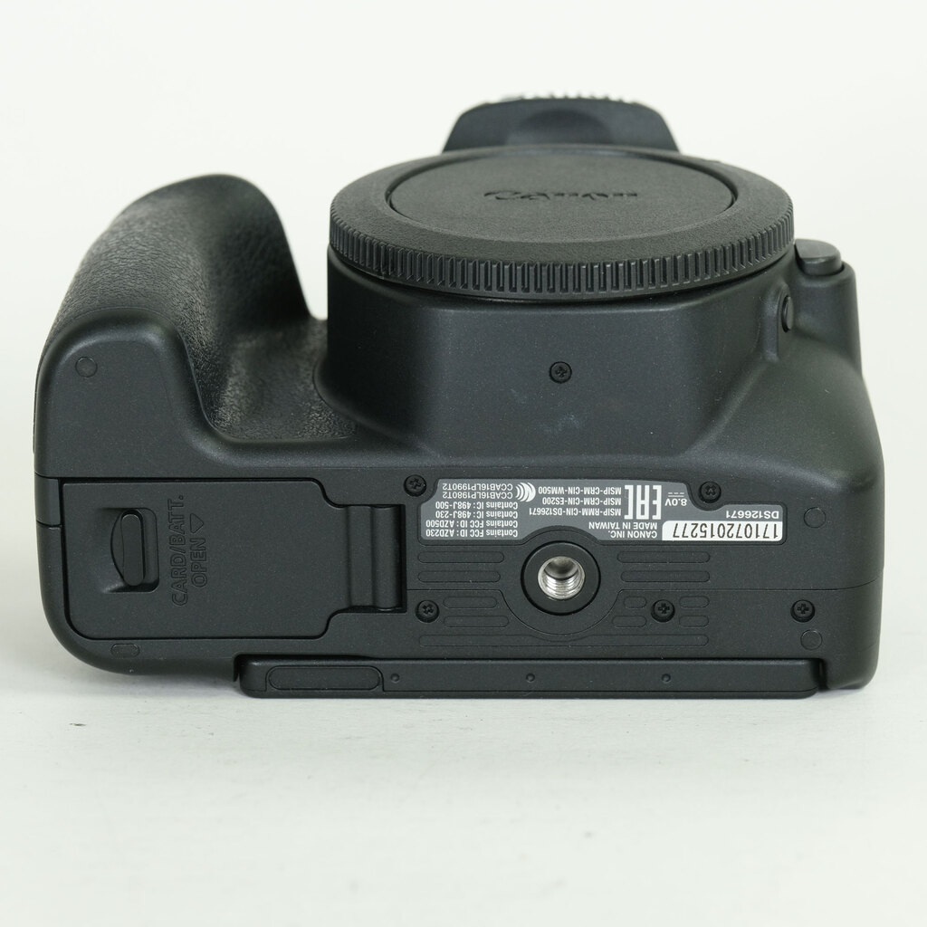 Canon EOS Kiss X9