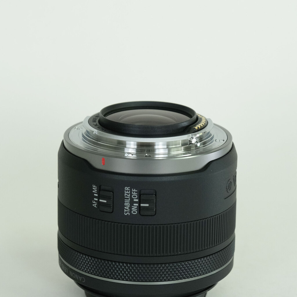 Canon RF35mm F1.8 MACRO IS STM