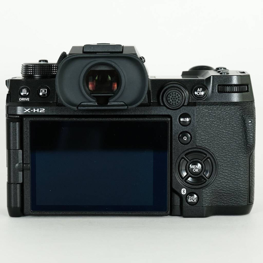 FUJIFILM X-H2