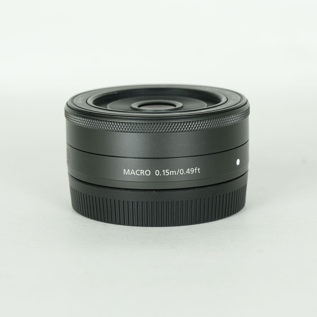 Canon EF-M22mm F2 STM